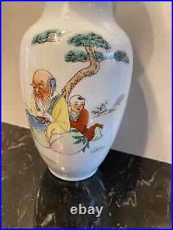 Vintage Chinese Asian Oriental Hand Painted Porcelain 8.5 Vases Set Of 2 Signed